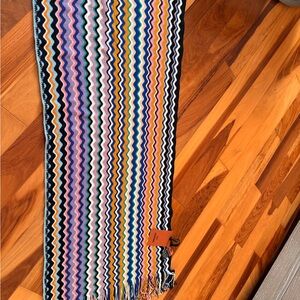 Missoni Zigzag Patterned Scarf